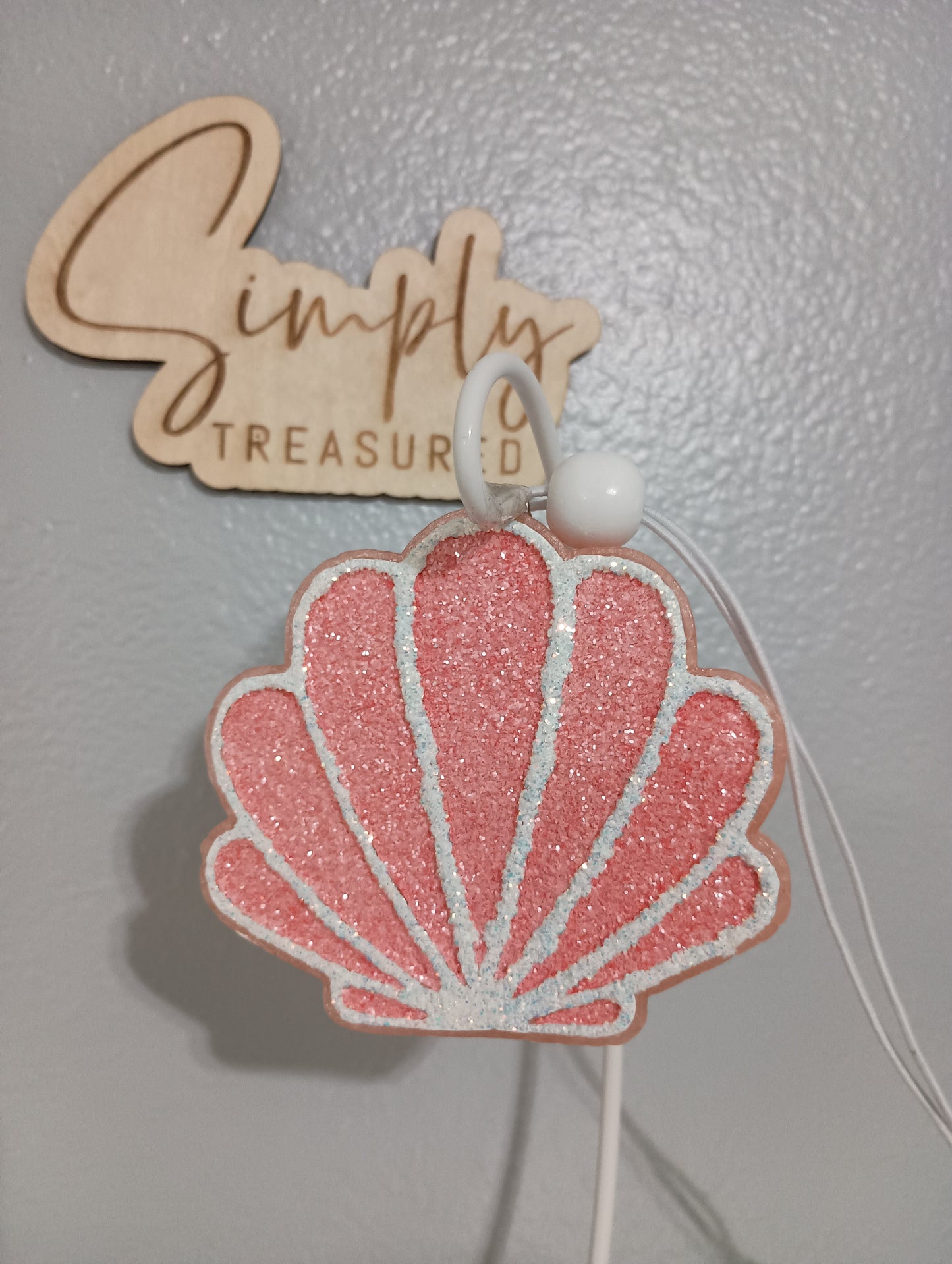 Clam Shell Freshie