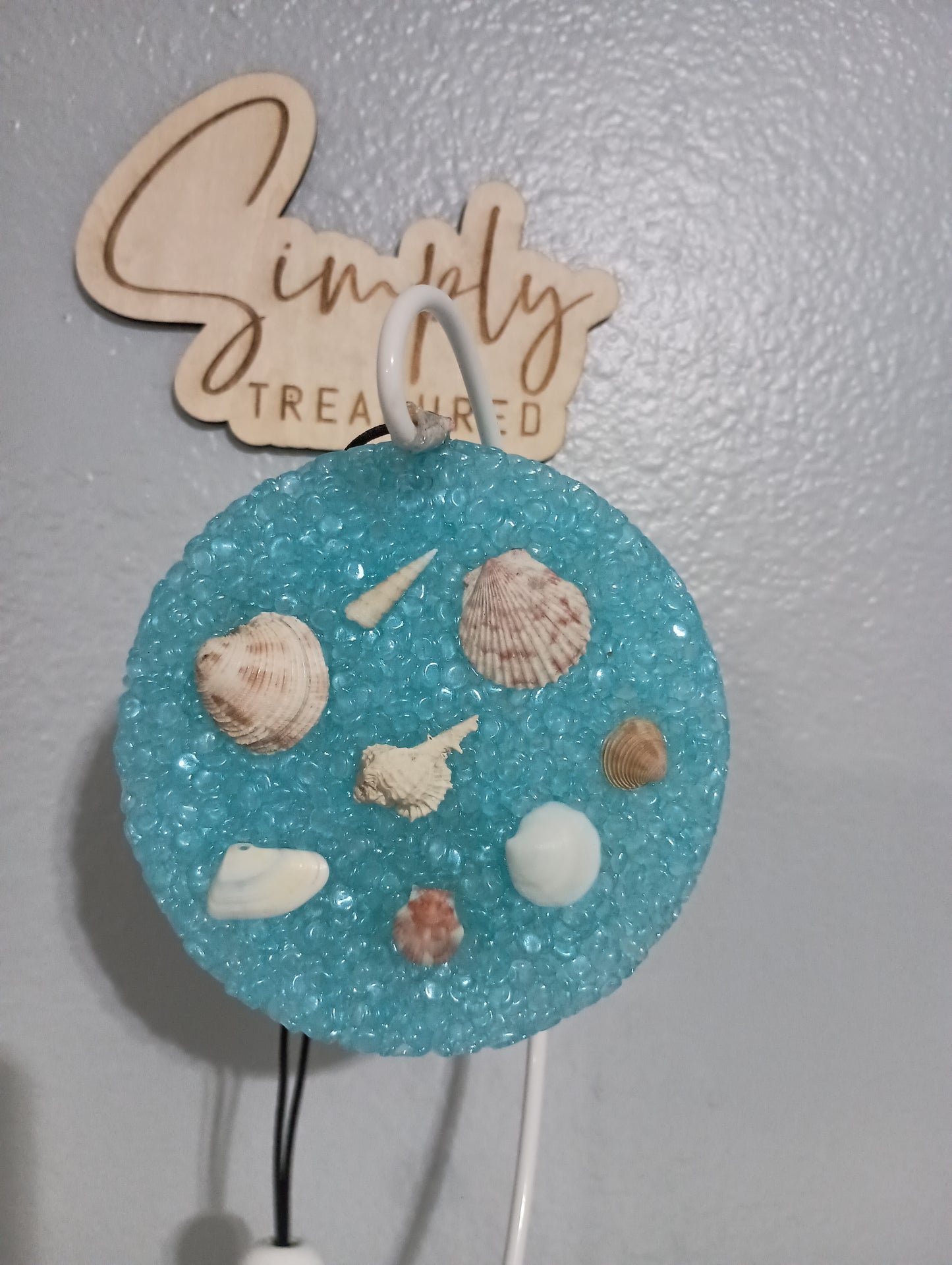 Seashell Freshie (pick color, shells vary)